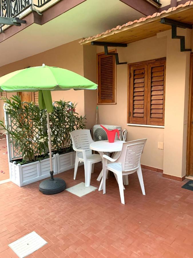 Elle Monolocale - Sperlonga 50 Mt Dalla Spiaggia Con Parcheggio Esterno foto